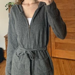 Grey zip up Tie Sweater!